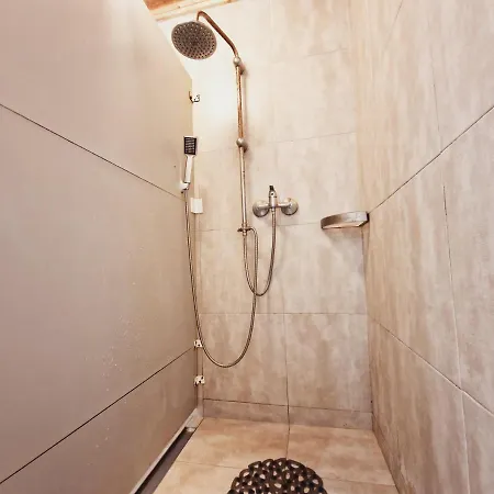 Hostal Mini In Lisboa