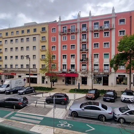 Hostel Mini In Lissabon