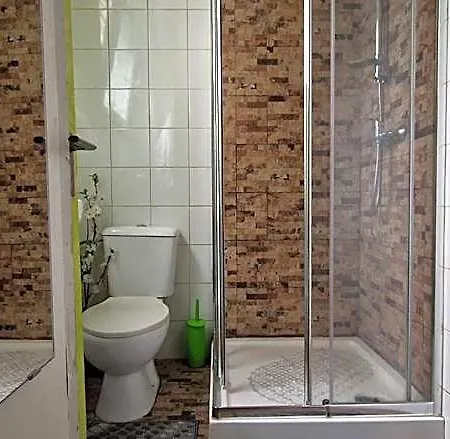 Hostel Mini In Lizbona
