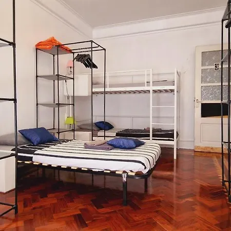 Hostel Mini In *